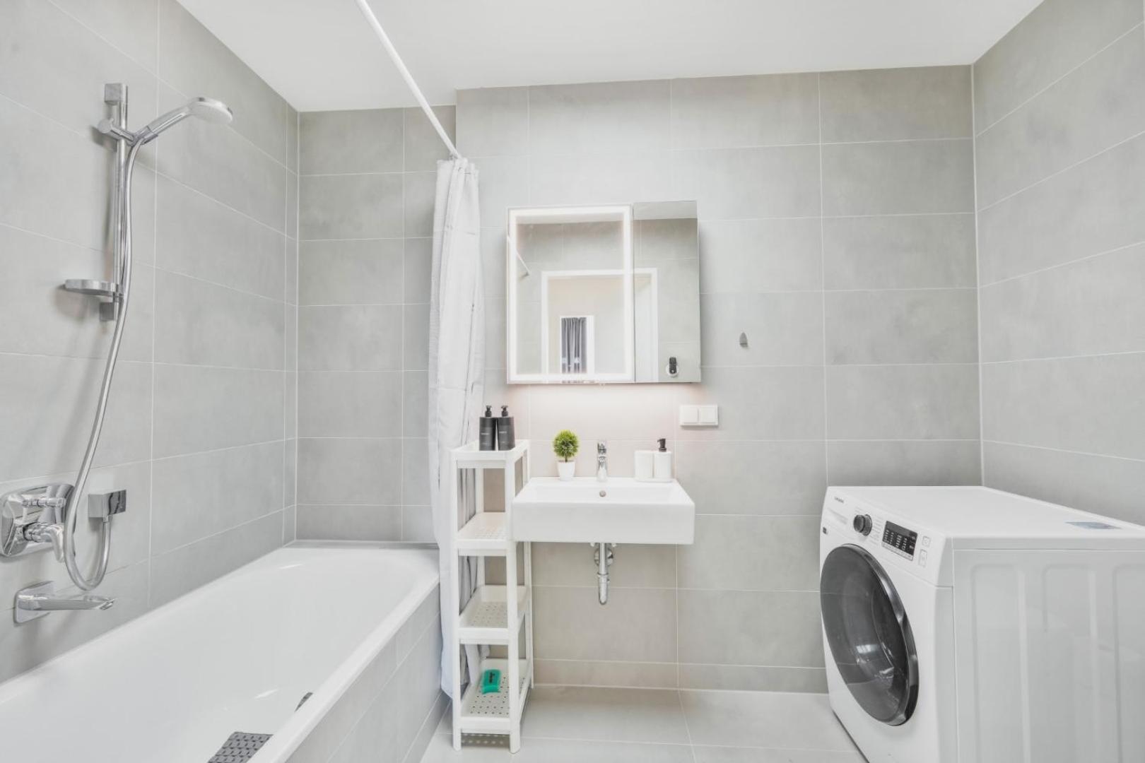 Luxury Penthouse I Rooftop Pool I Self Check-In Viena Exterior foto